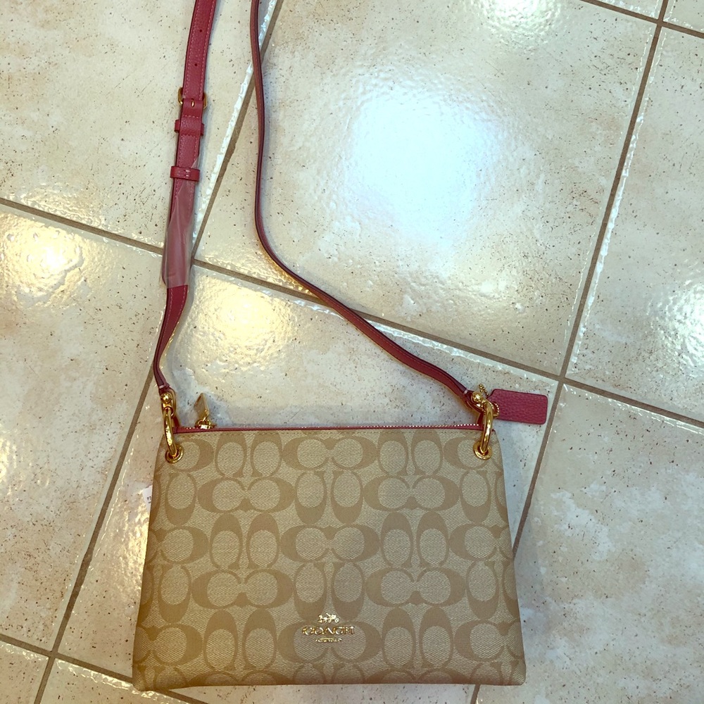 Women’s Coach crossbody bag